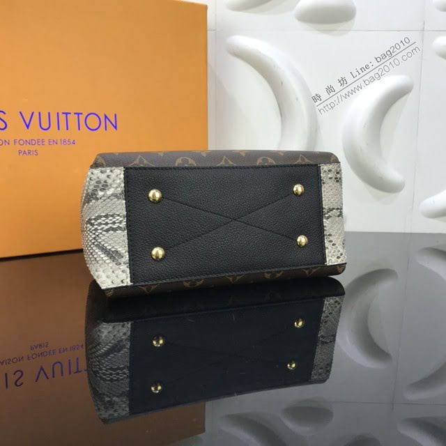 LV包包 LV新款女包 N96952 新款Surene BB手袋 LV老花配蟒蛇皮金色鏈條包  ydh3738